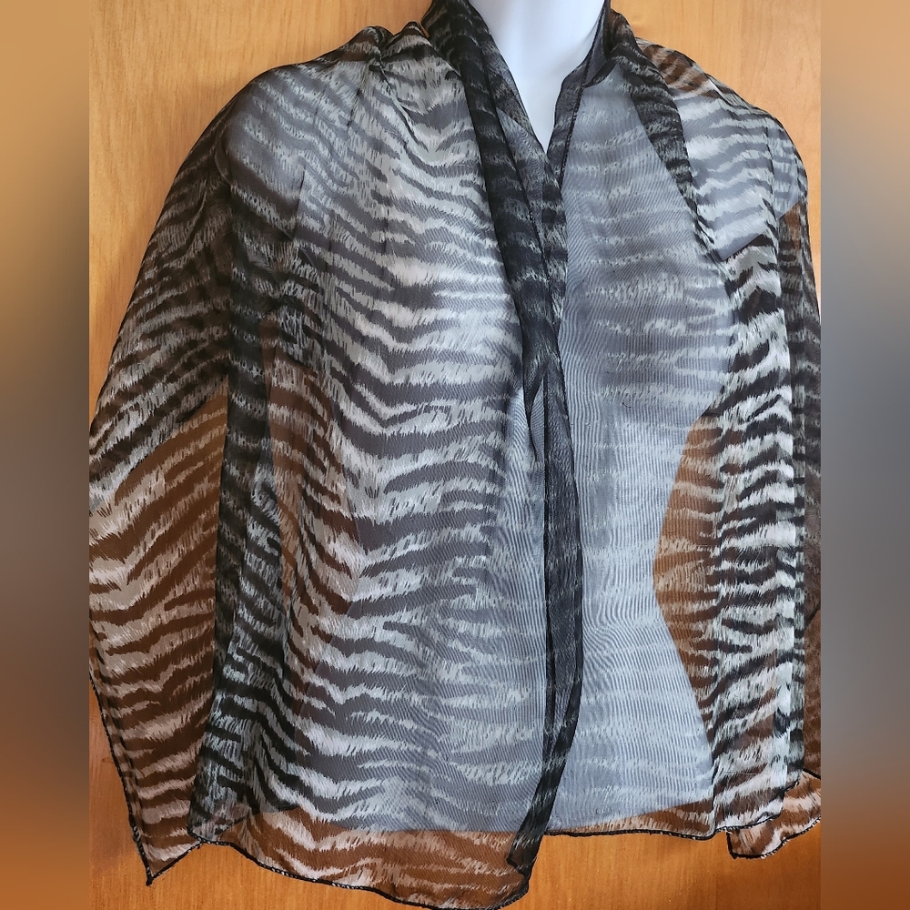 Sheer Scarf - Picture 3 of 6